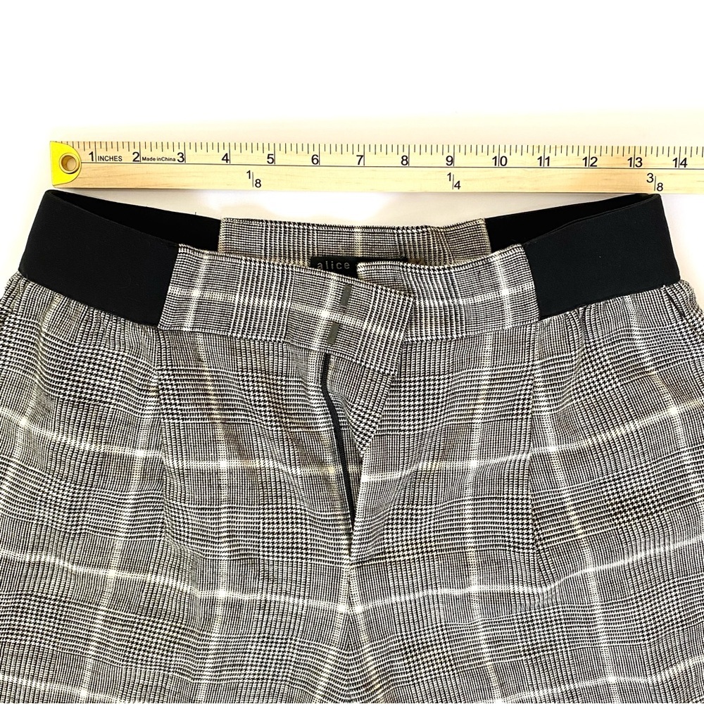 Alice + Olivia Women’s Gray Plaid Stretch Toggle Joggers, size 8, Pockets, EUC - Picture 4 of 8